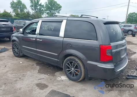 2016 Chrysler Town & Country Touring from USA, damaged, VIN 2C4RC1BG9GR298725